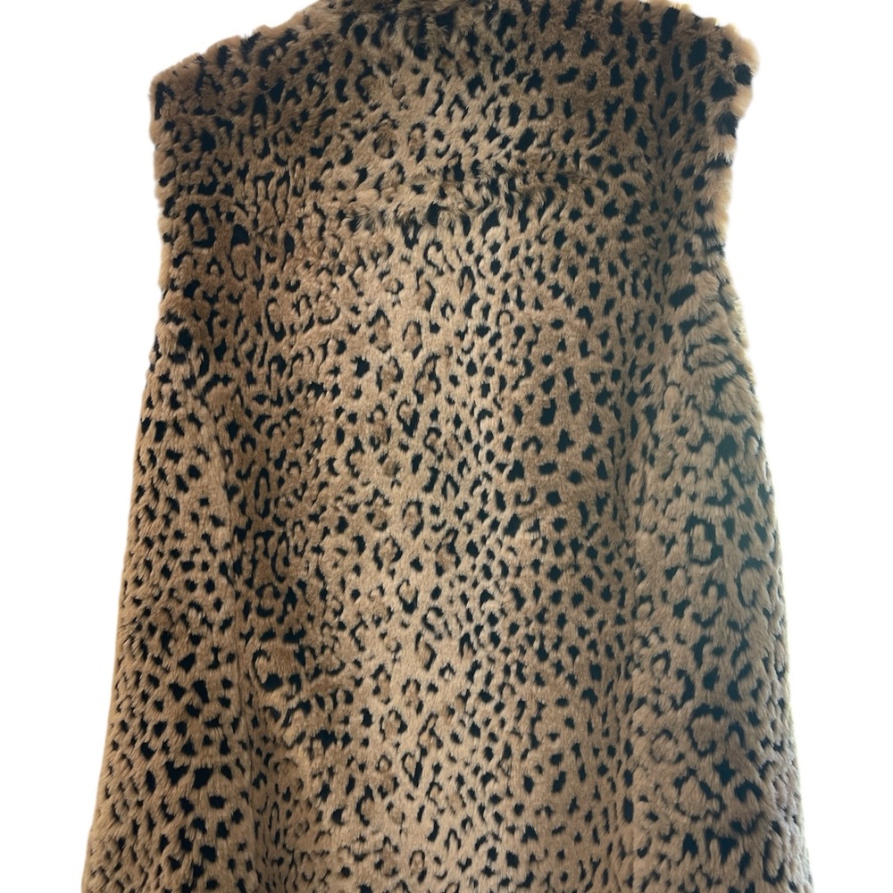 Kristen Blake medium reversible animal faux fur vest - Picture 3 of 8